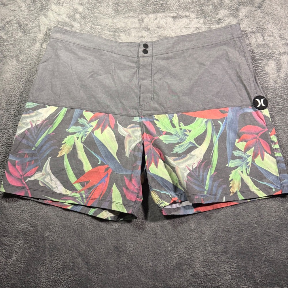 Hurley Mens Tropical Floral‎ Board Shorts Grey Colored Striped Swim Trunks Sz 40